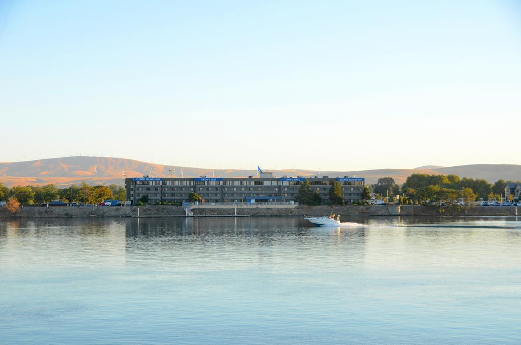 Clover Island Inn Kennewick Exterior foto