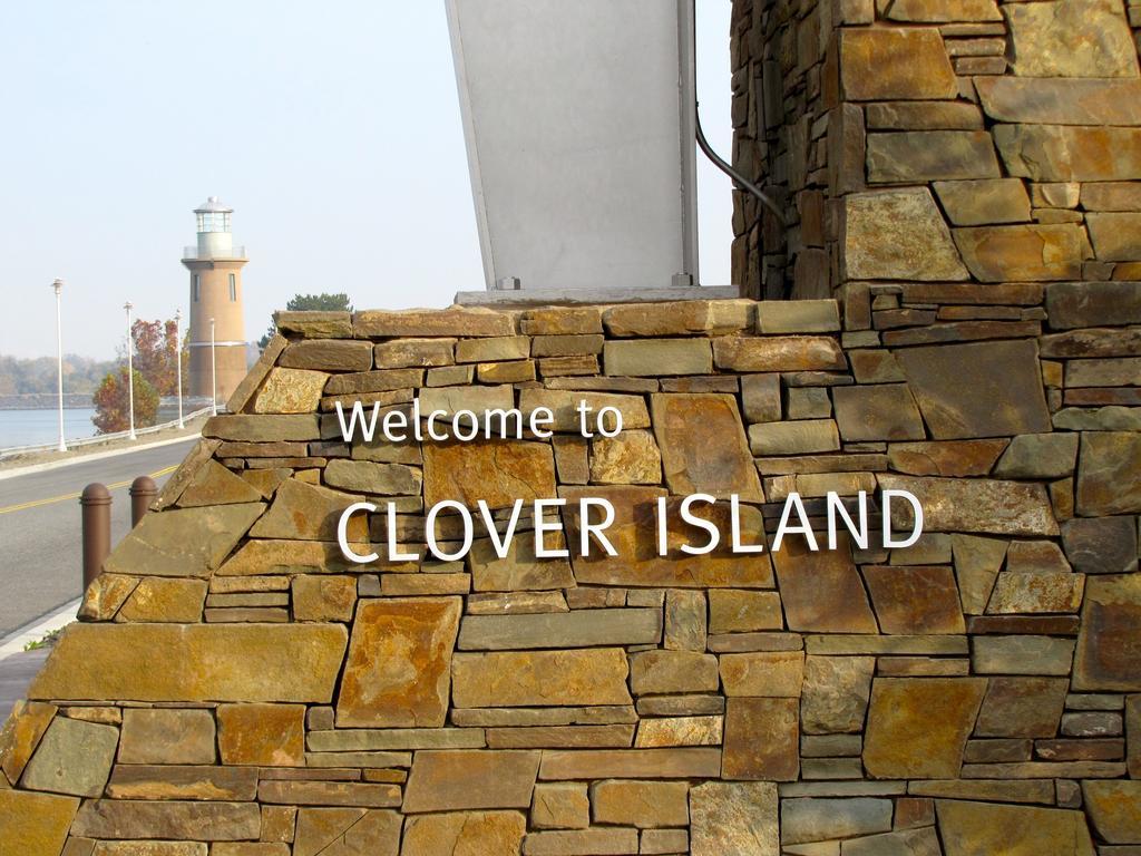 Clover Island Inn Kennewick Exterior foto